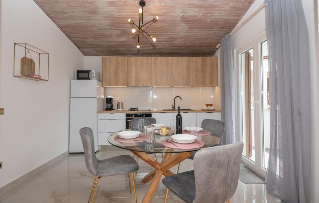 Holiday Home Horizonte With Jacuzzi Gornja Brela Dış mekan fotoğraf