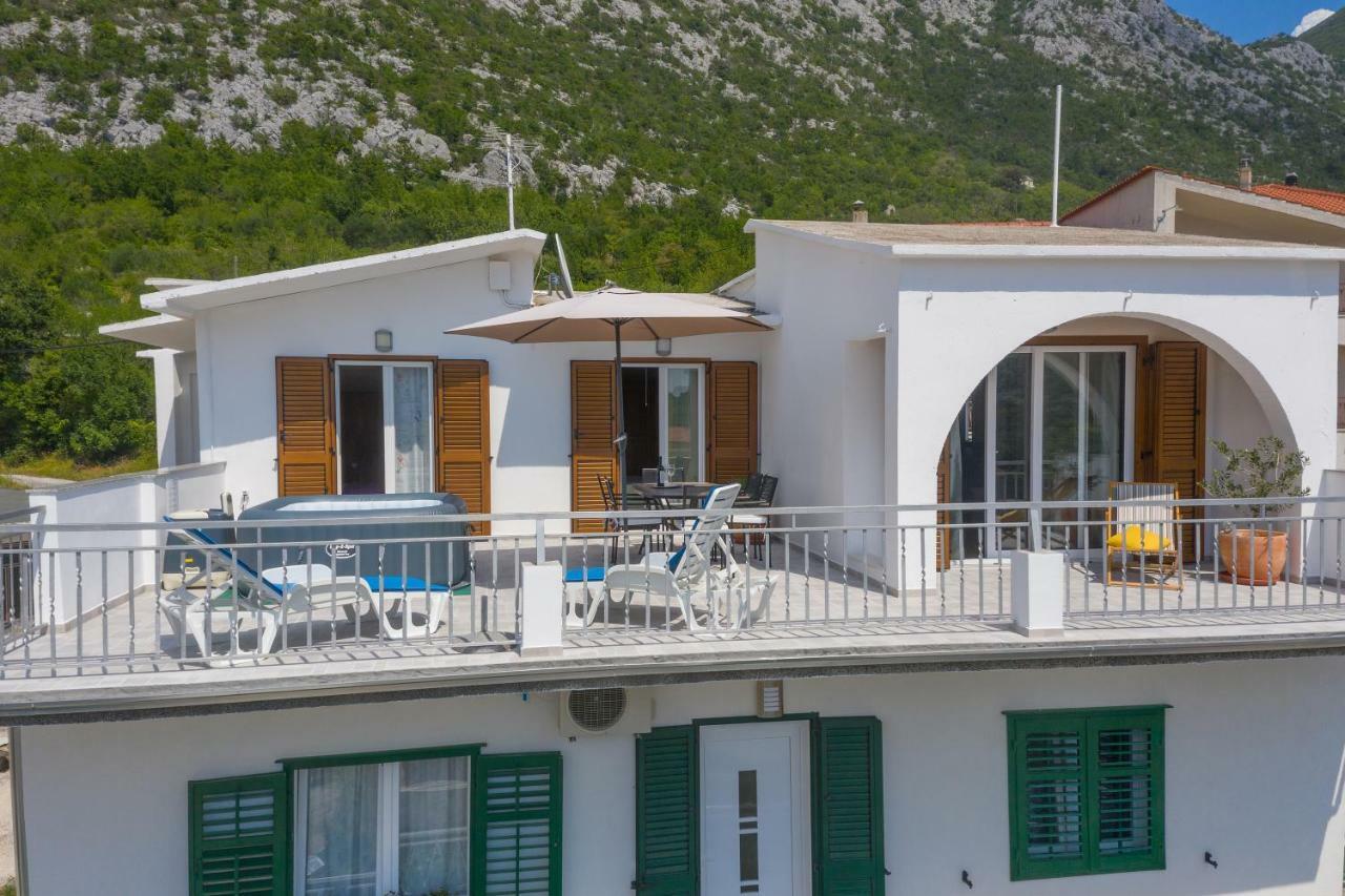 Holiday Home Horizonte With Jacuzzi Gornja Brela Dış mekan fotoğraf